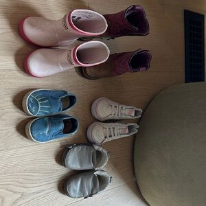 5 pairs of Kids Shoes